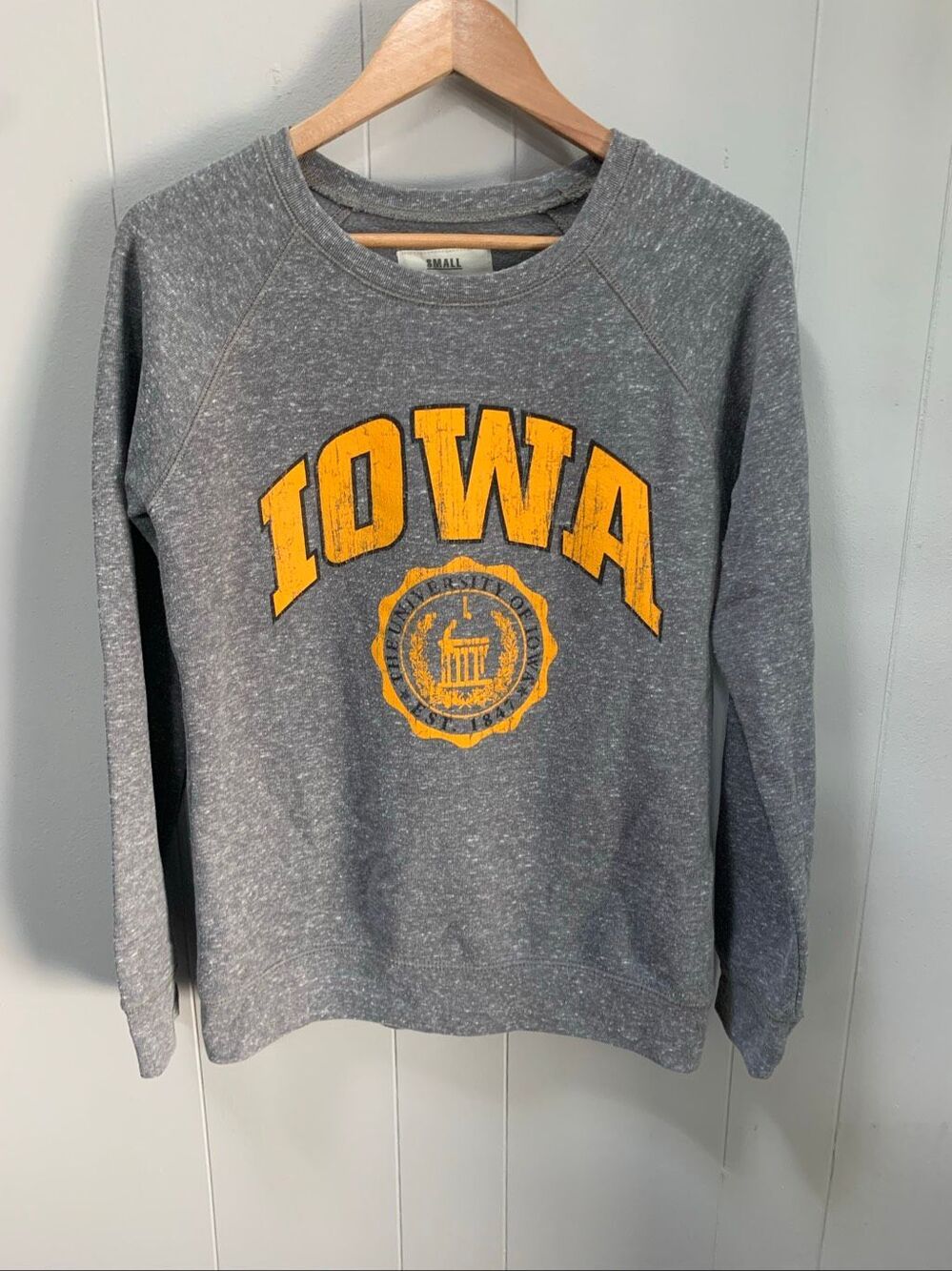 Pressbox Iowa Hawkeye Women's Sweatshirt Small